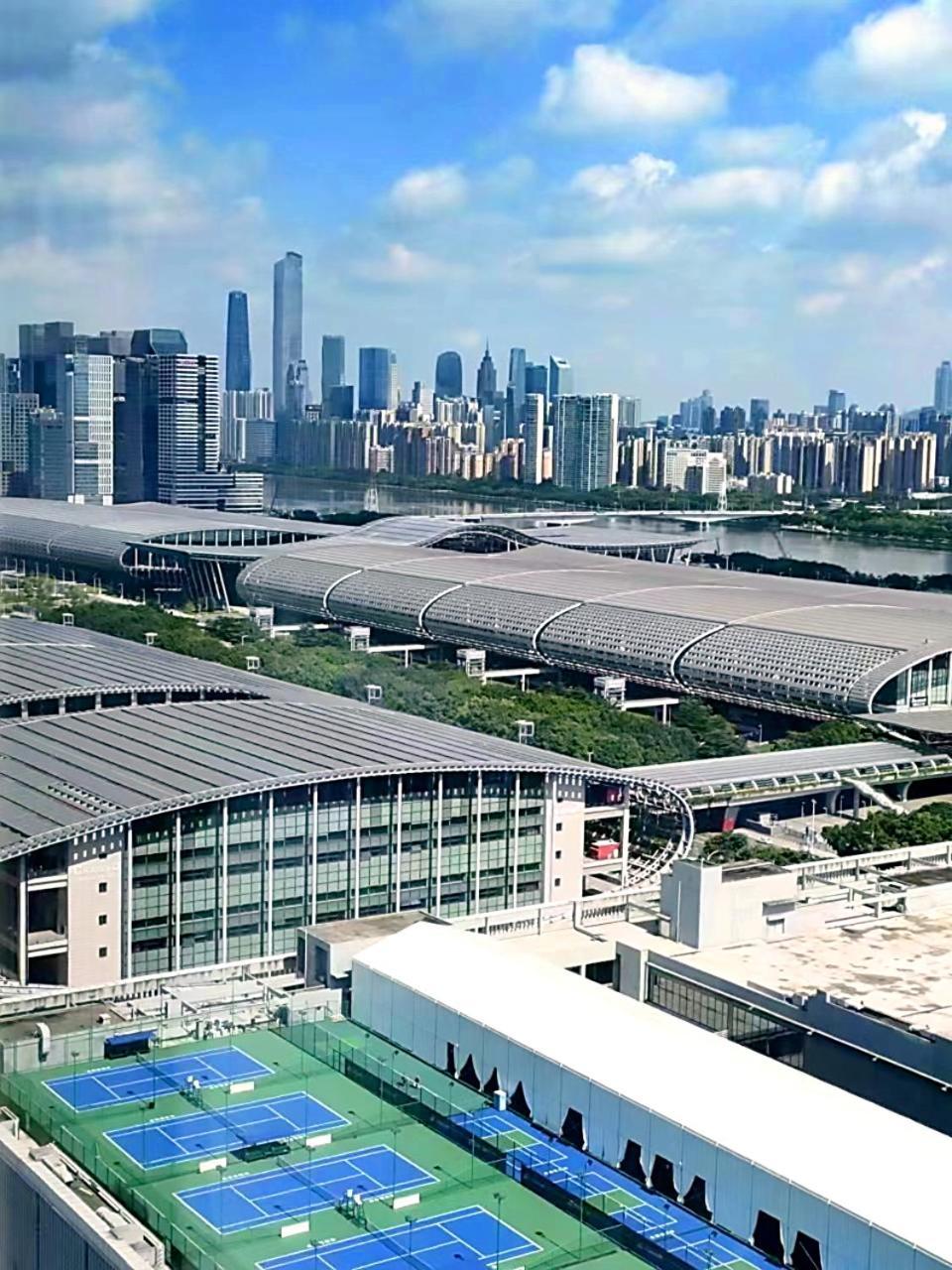 Yicheng Pazhou Poly World Trade Centre Apartment Гуанчжоу Экстерьер фото